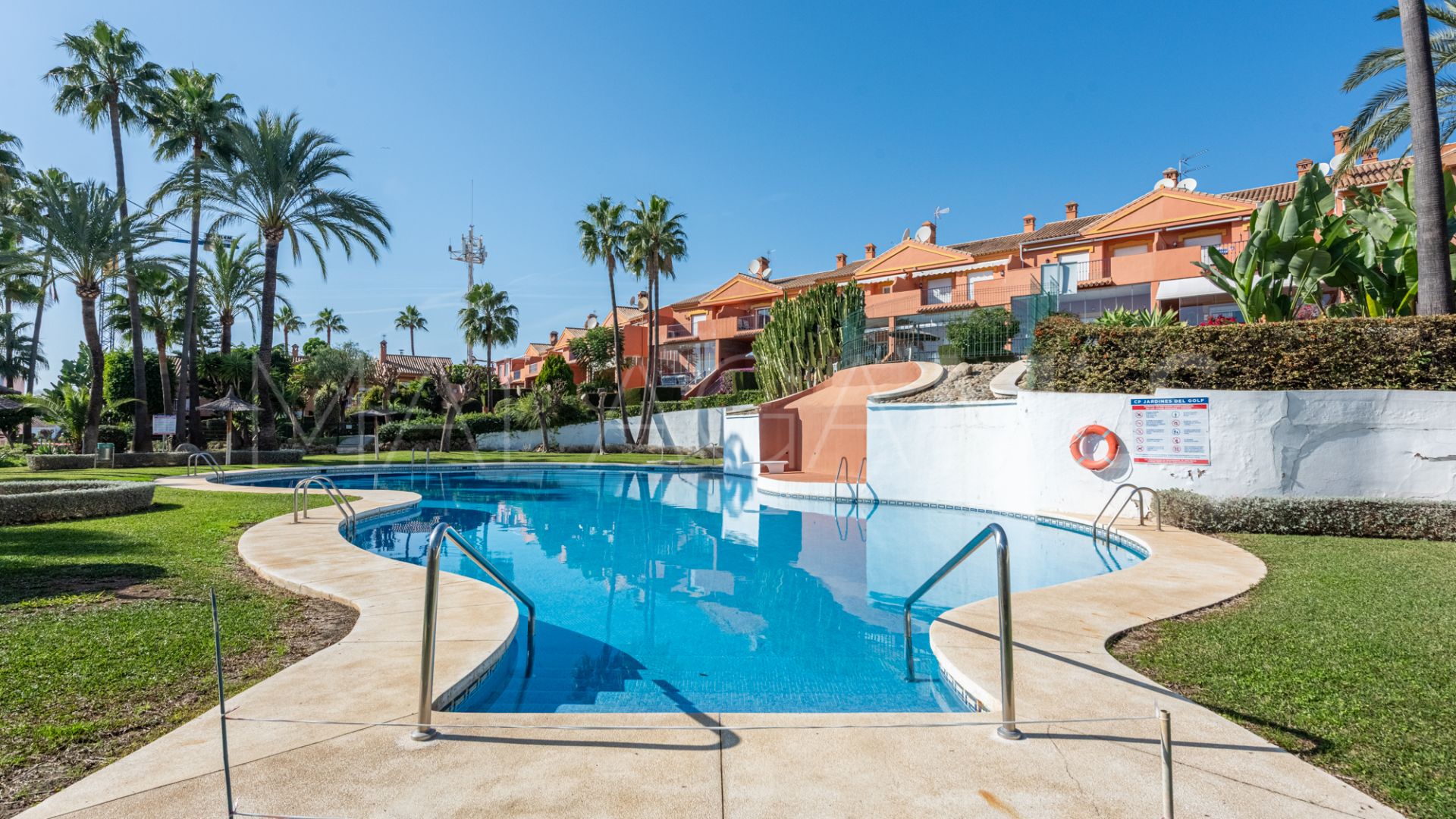 Buy town house in Monte Biarritz