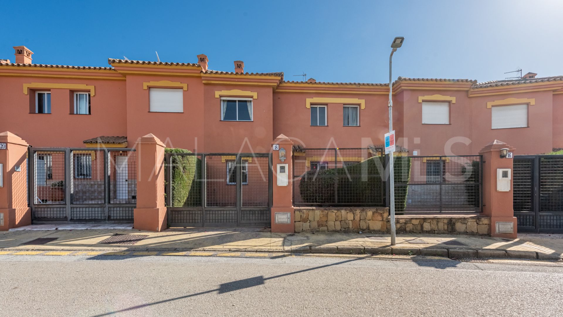 Buy town house in Monte Biarritz