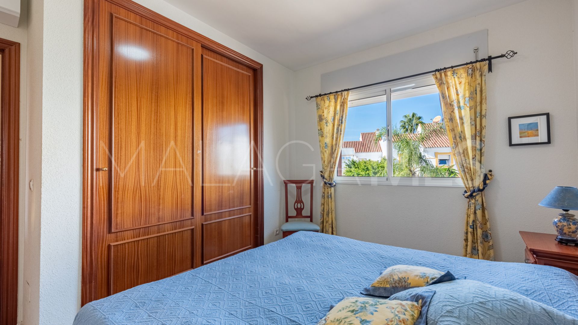 Buy town house in Monte Biarritz