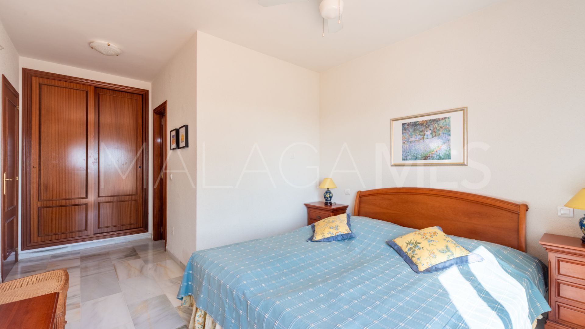 Buy town house in Monte Biarritz