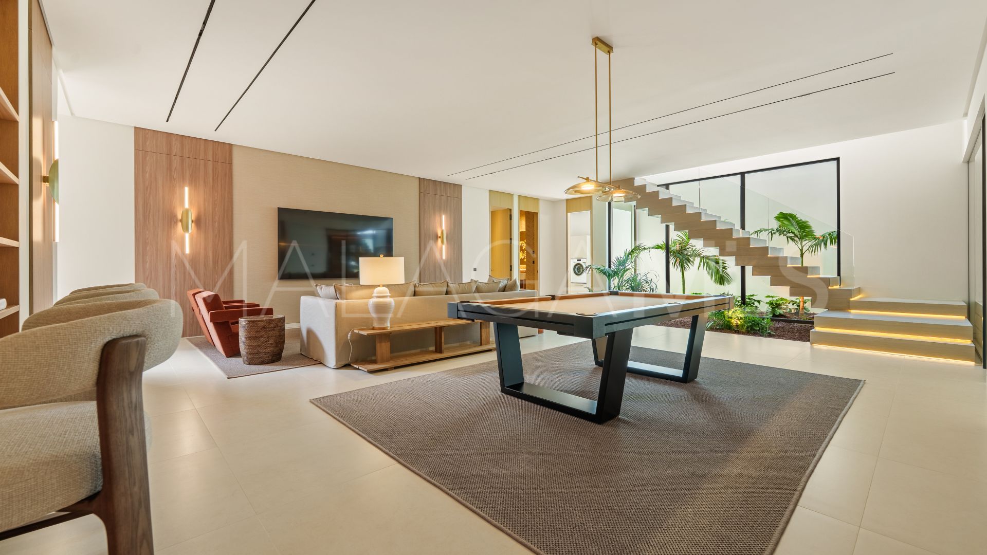 Se vende villa in Golden Mile de 5 bedrooms