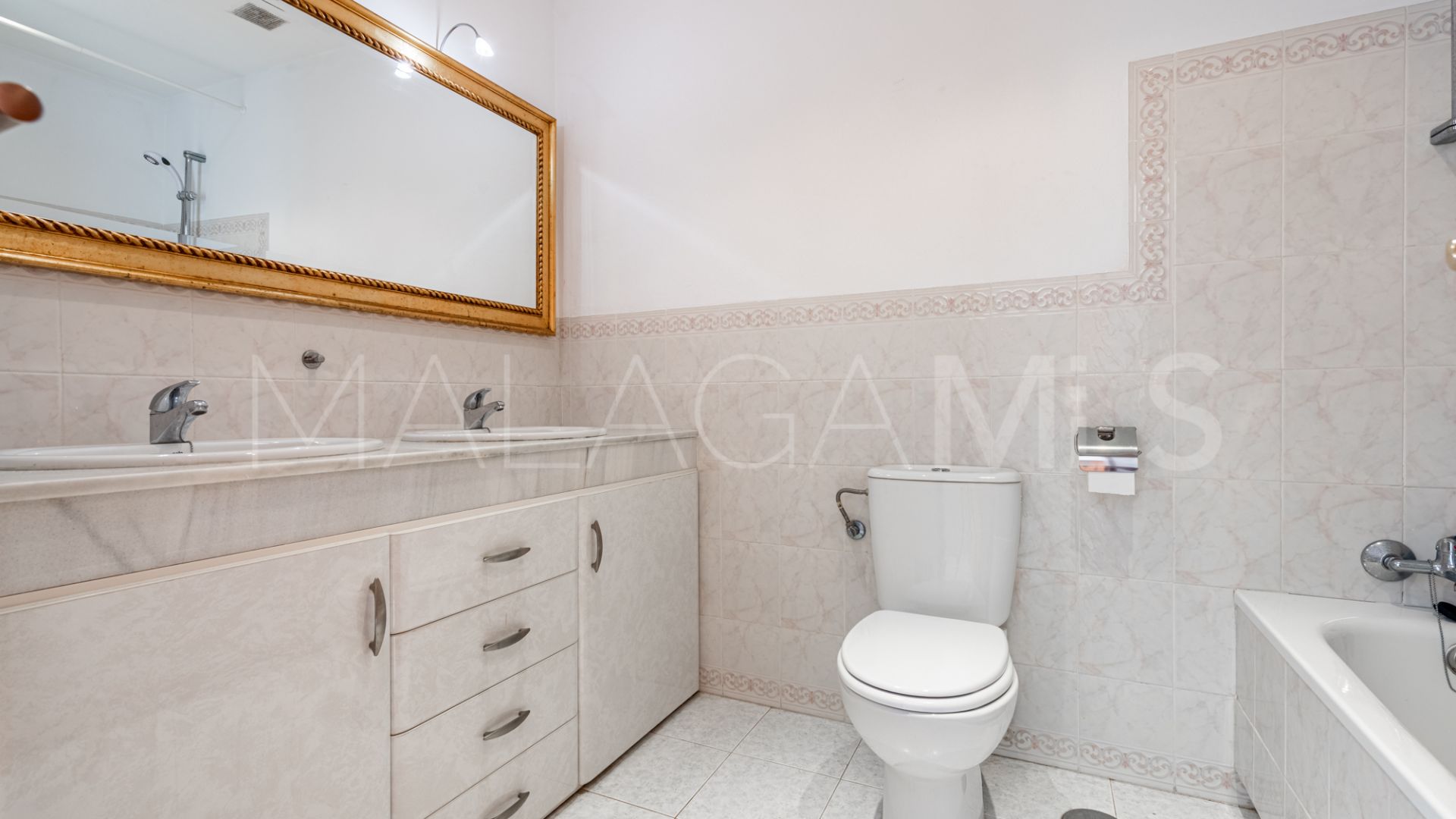 Maison de ville for sale in Monte Biarritz