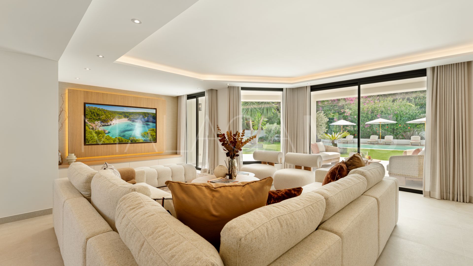 Villa for sale in Marbella Golden Mile