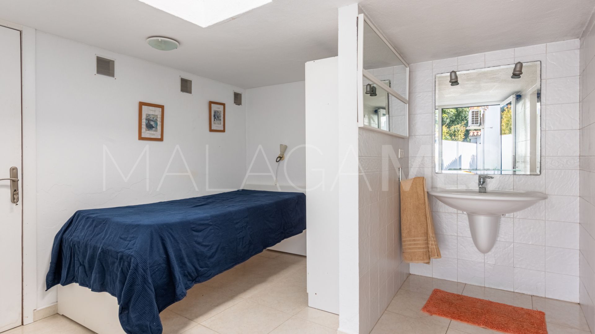 Villa for sale in Linda Vista Baja