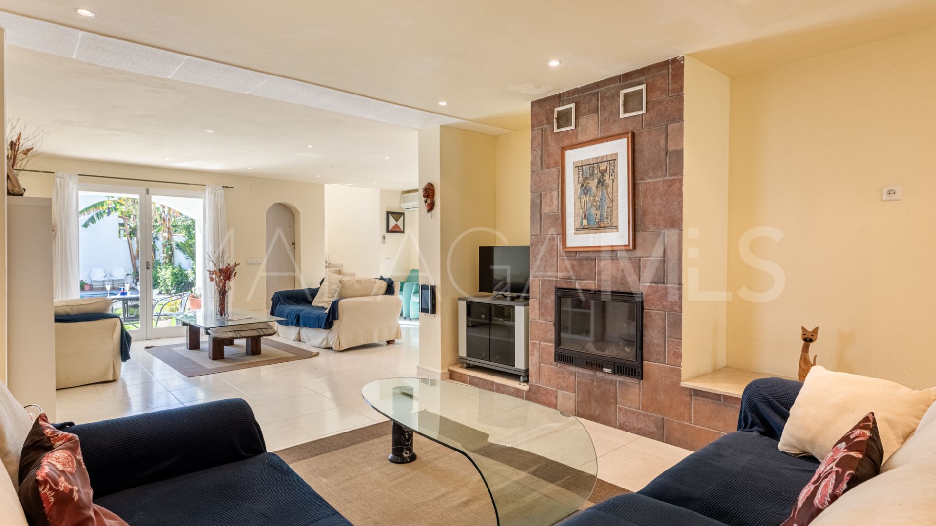 Villa for sale in Linda Vista Baja