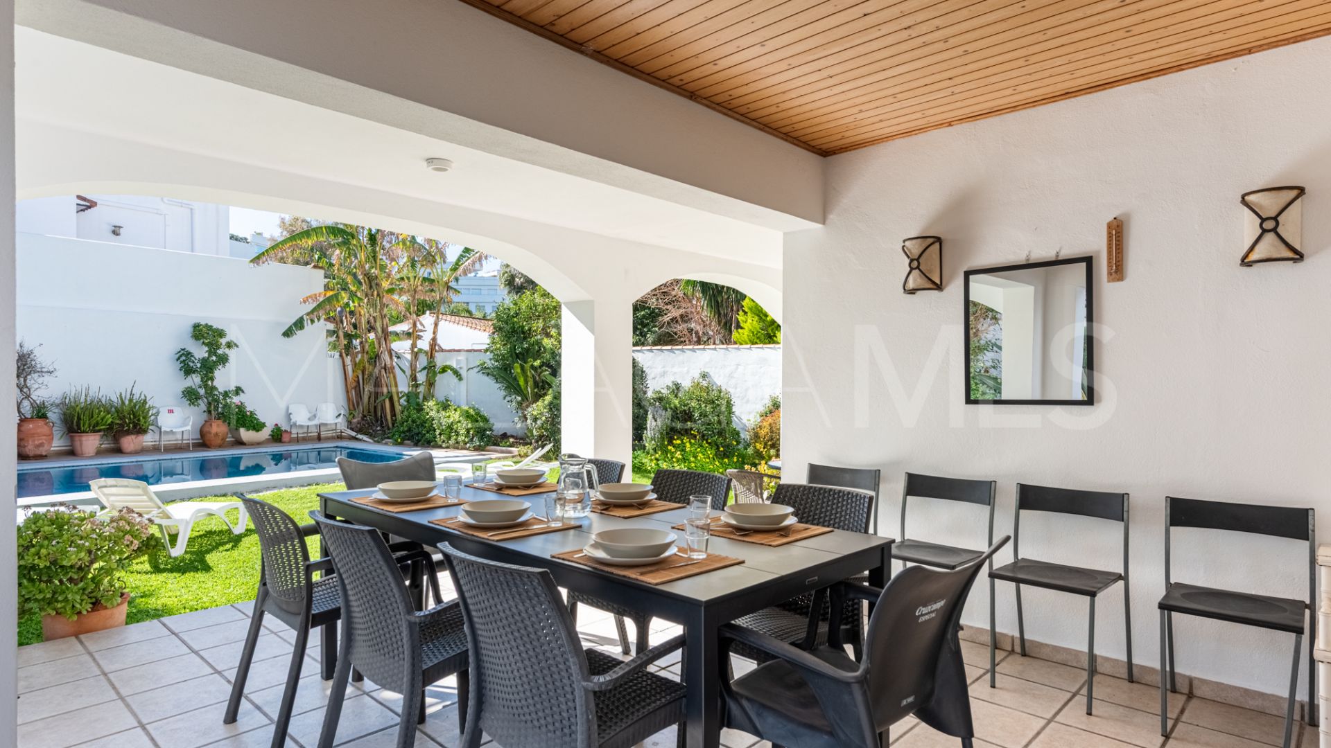 Villa for sale in Linda Vista Baja