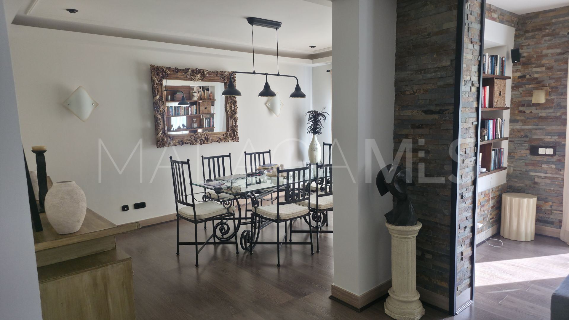 Villa for sale in Golden Mile