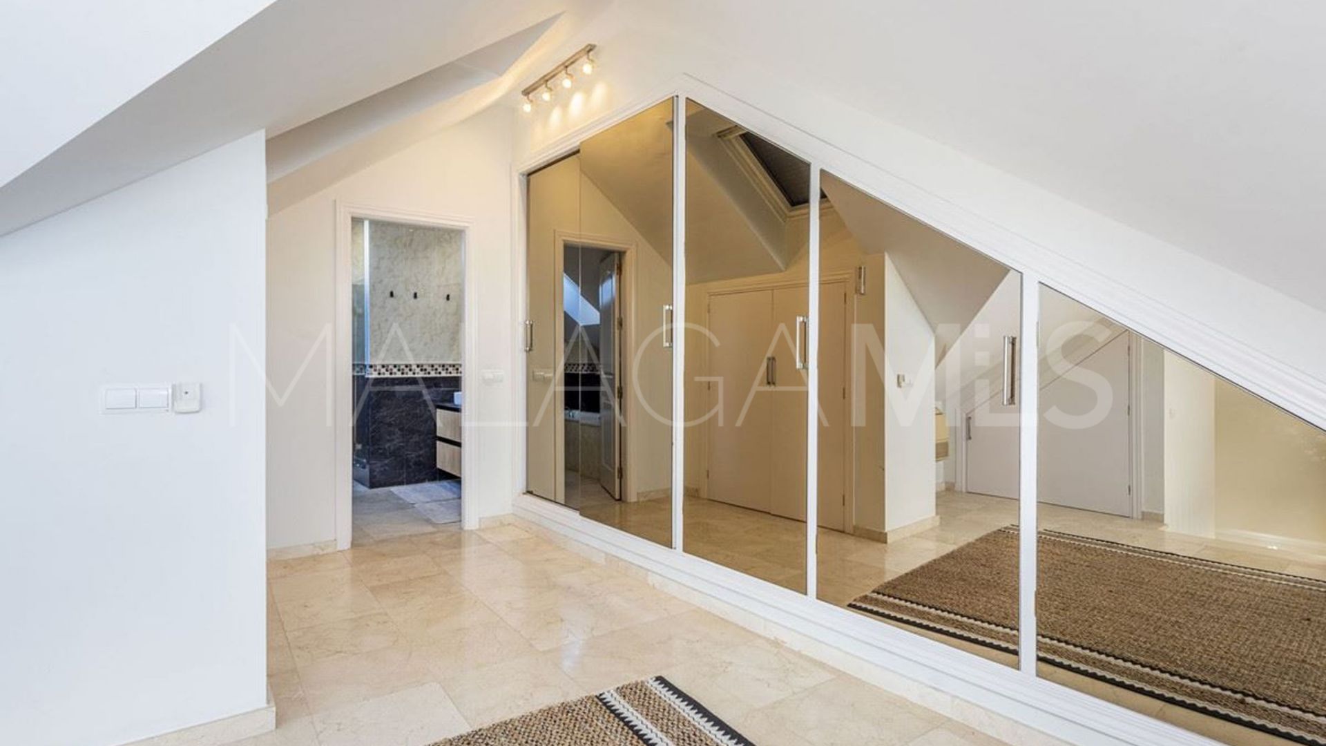 For sale San Pedro de Alcantara 1 bedroom penthouse