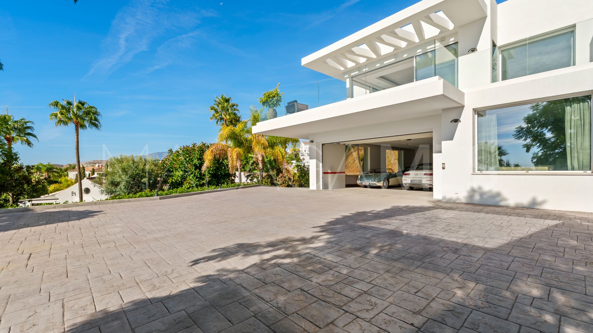 Villa for sale in Puerto del Almendro