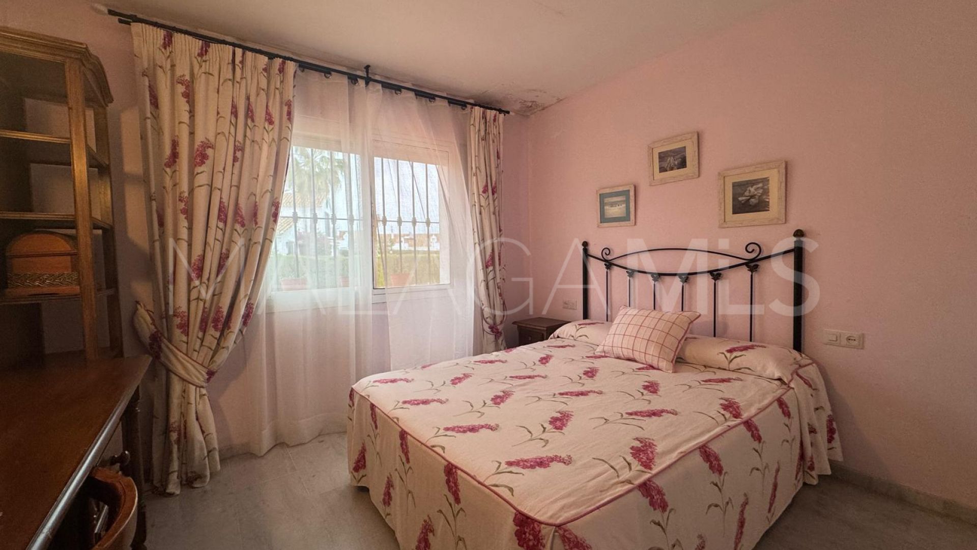 Radhus for sale in Monte Biarritz