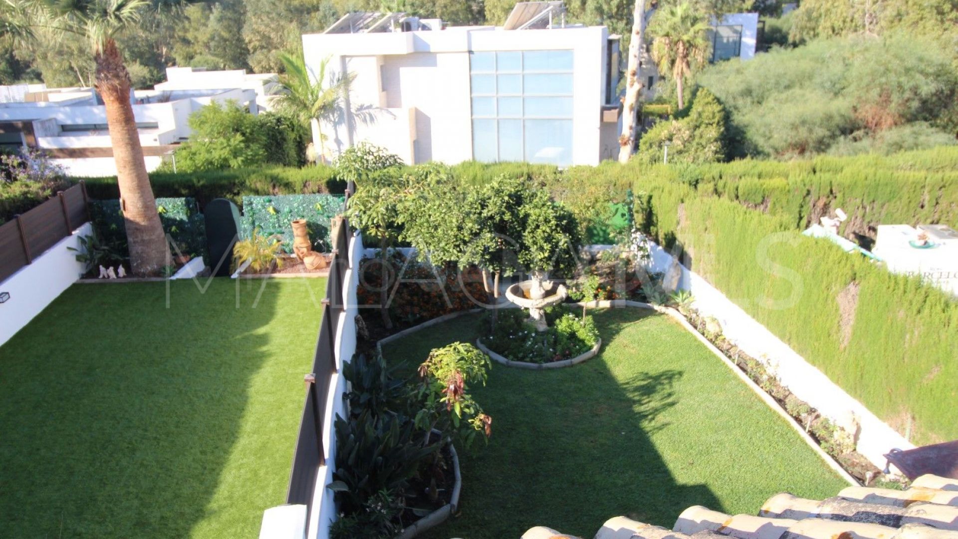 Radhus for sale in Monte Biarritz