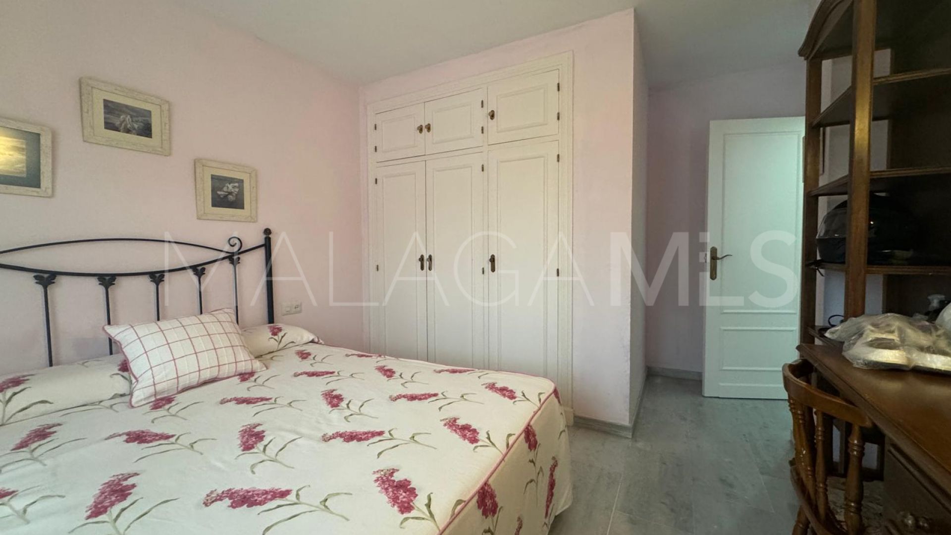 Radhus for sale in Monte Biarritz