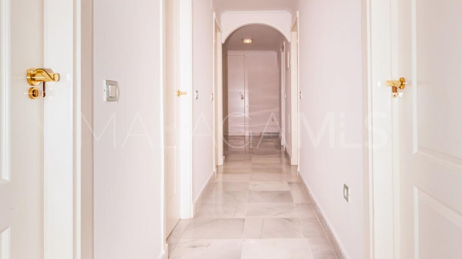 For sale Hacienda del Sol apartment with 4 bedrooms