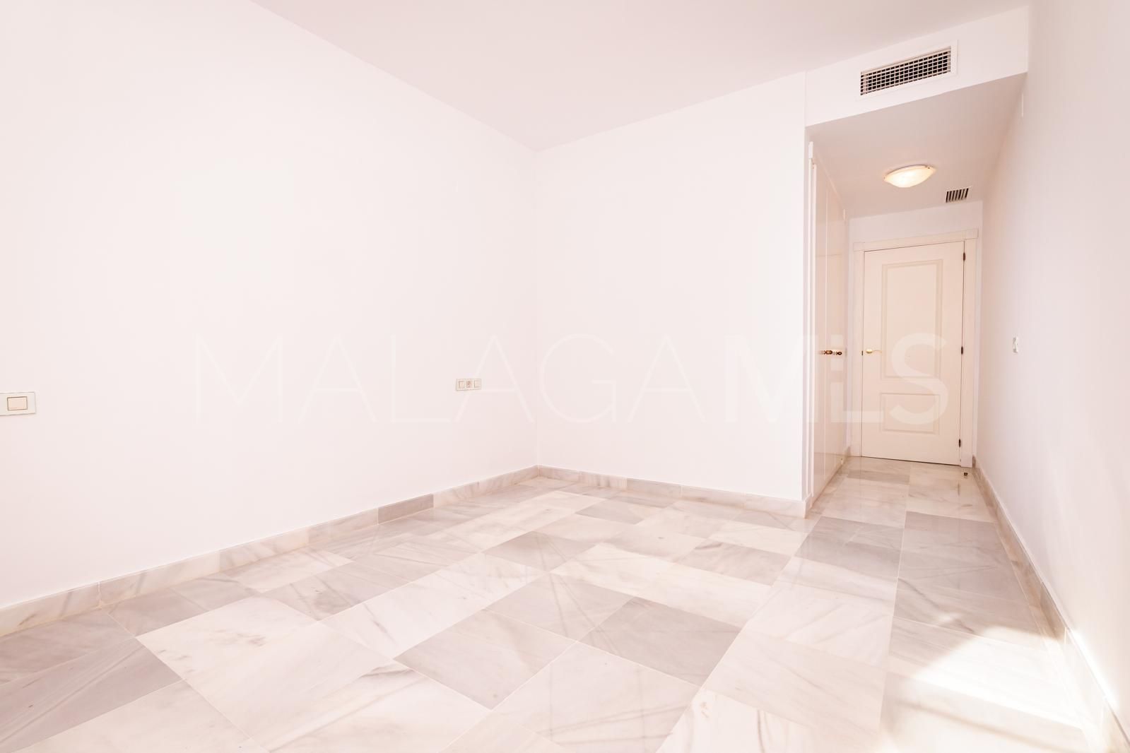 For sale Hacienda del Sol apartment with 4 bedrooms