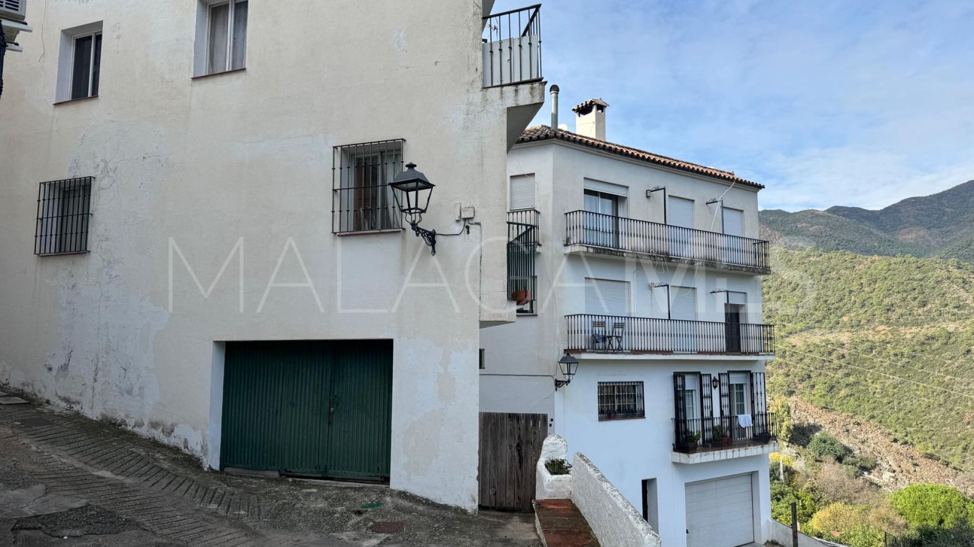 Apartment for sale in Istan with 2 bedrooms