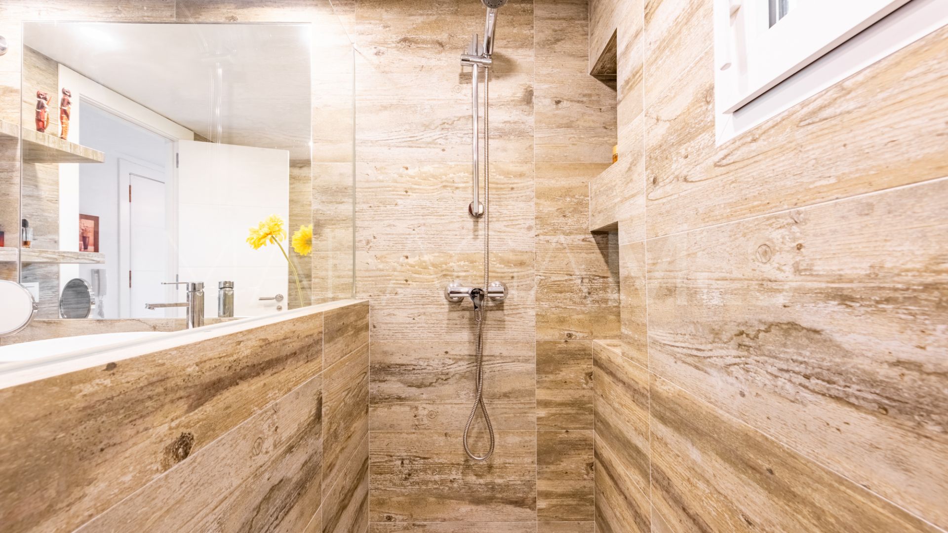 2 bedrooms apartment in Cala de Mijas for sale