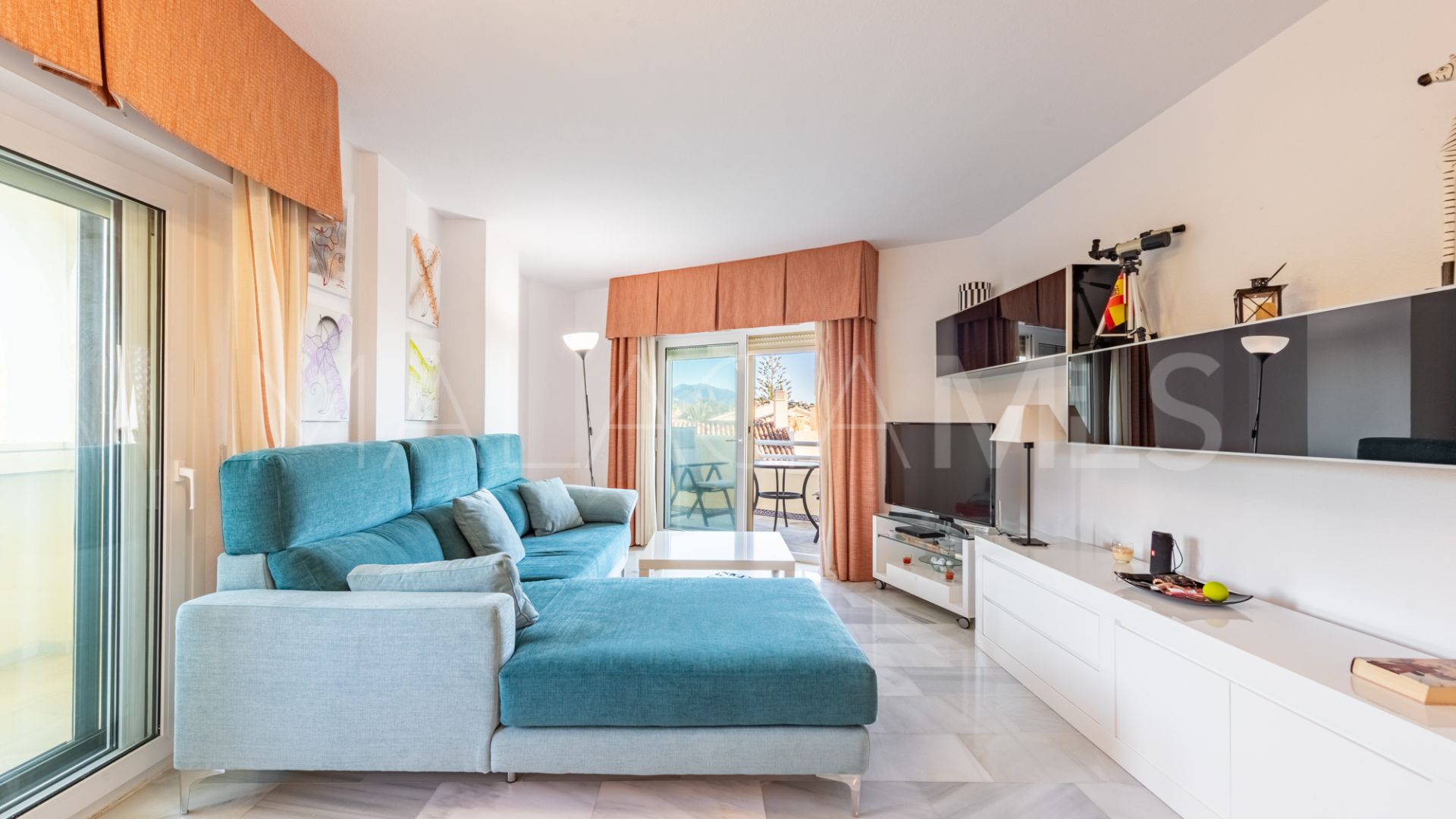 2 bedrooms apartment in Cala de Mijas for sale