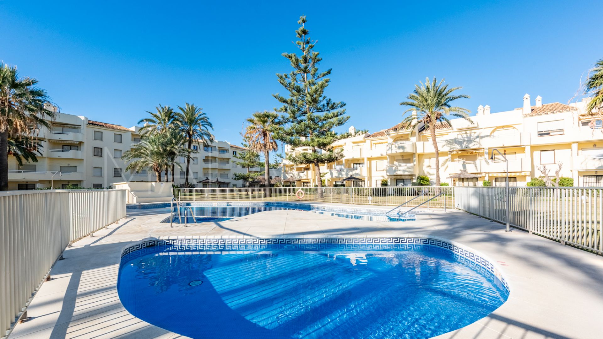 2 bedrooms apartment in Cala de Mijas for sale