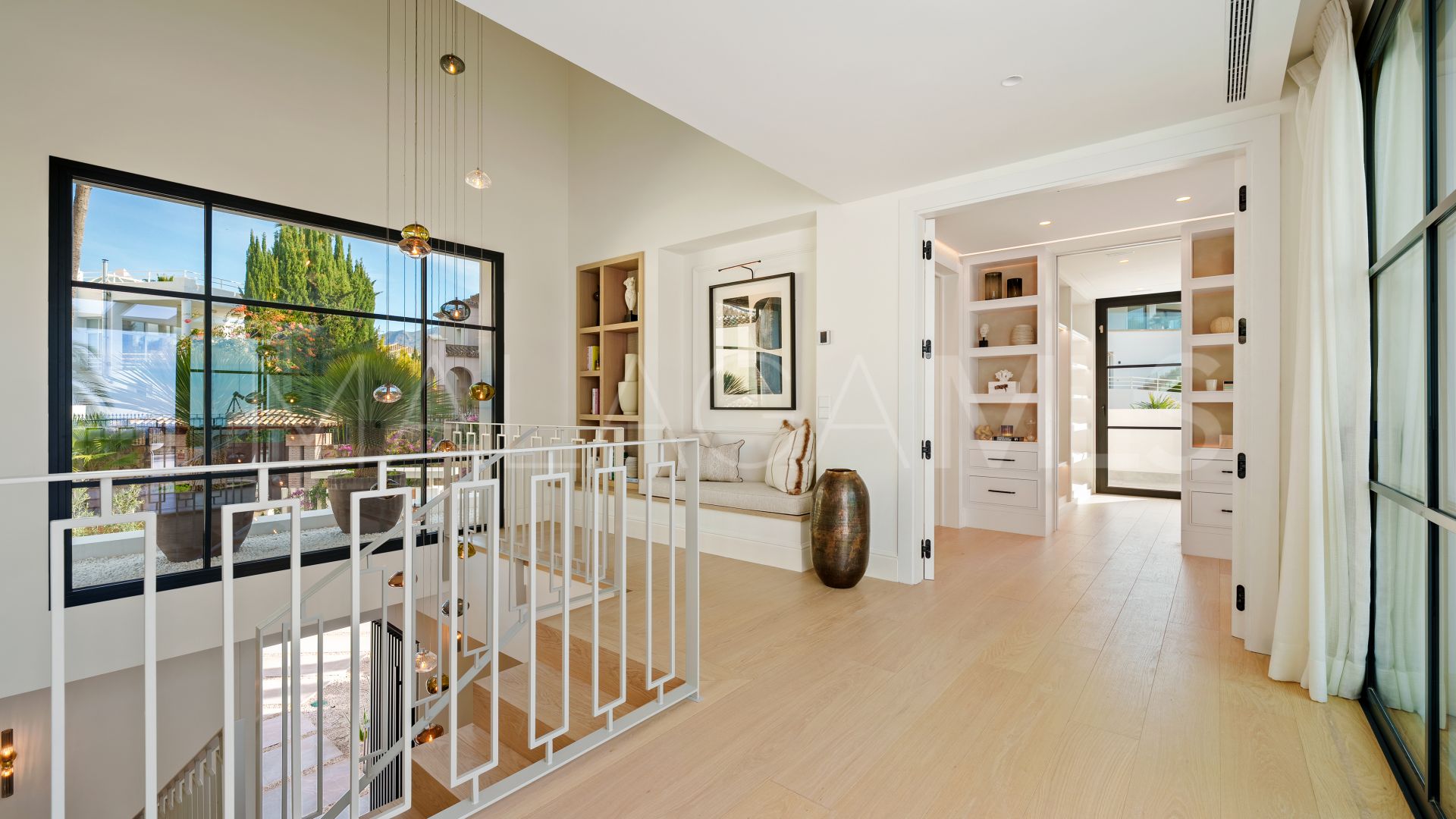 5 bedrooms La Quinta villa for sale