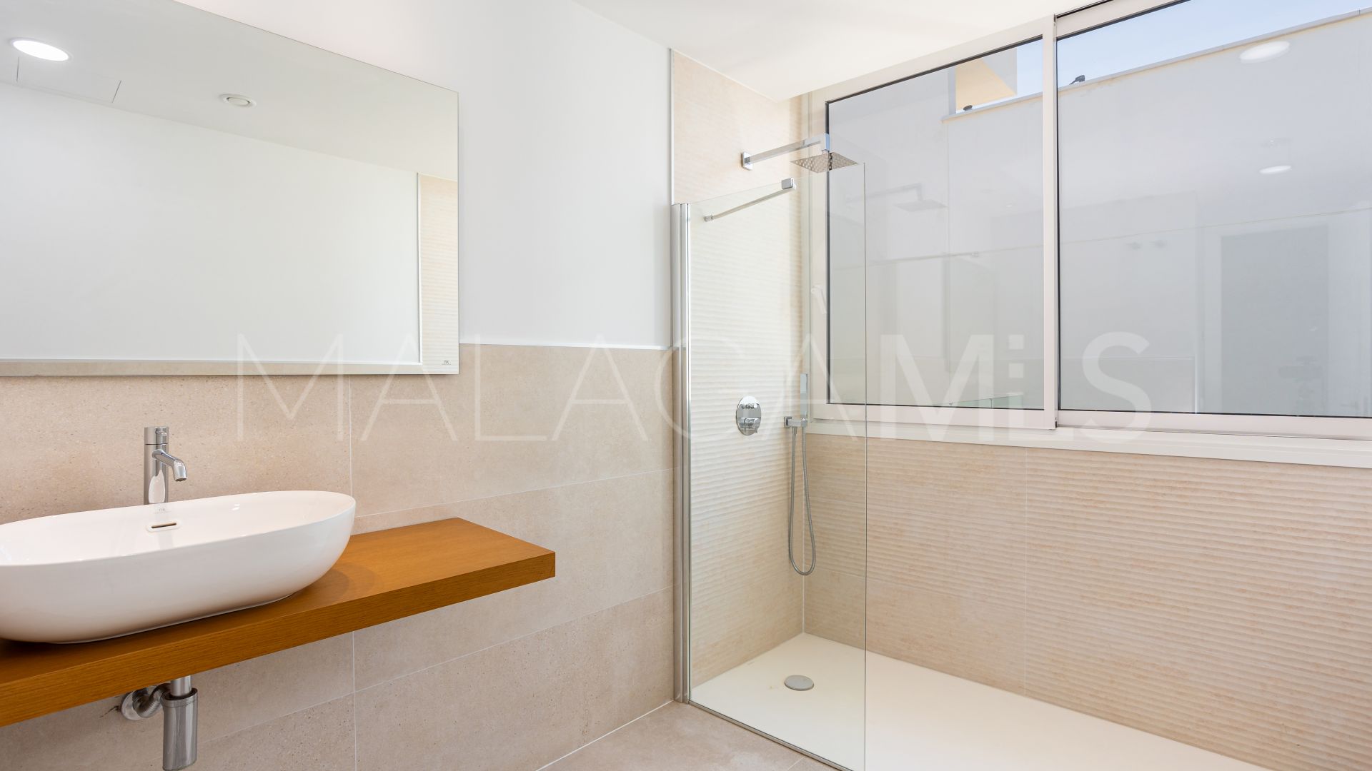 Villa for sale in Marbella City