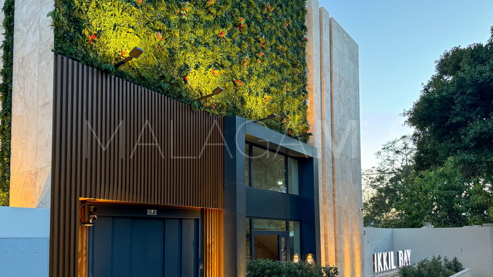 Apartment for sale in Estepona