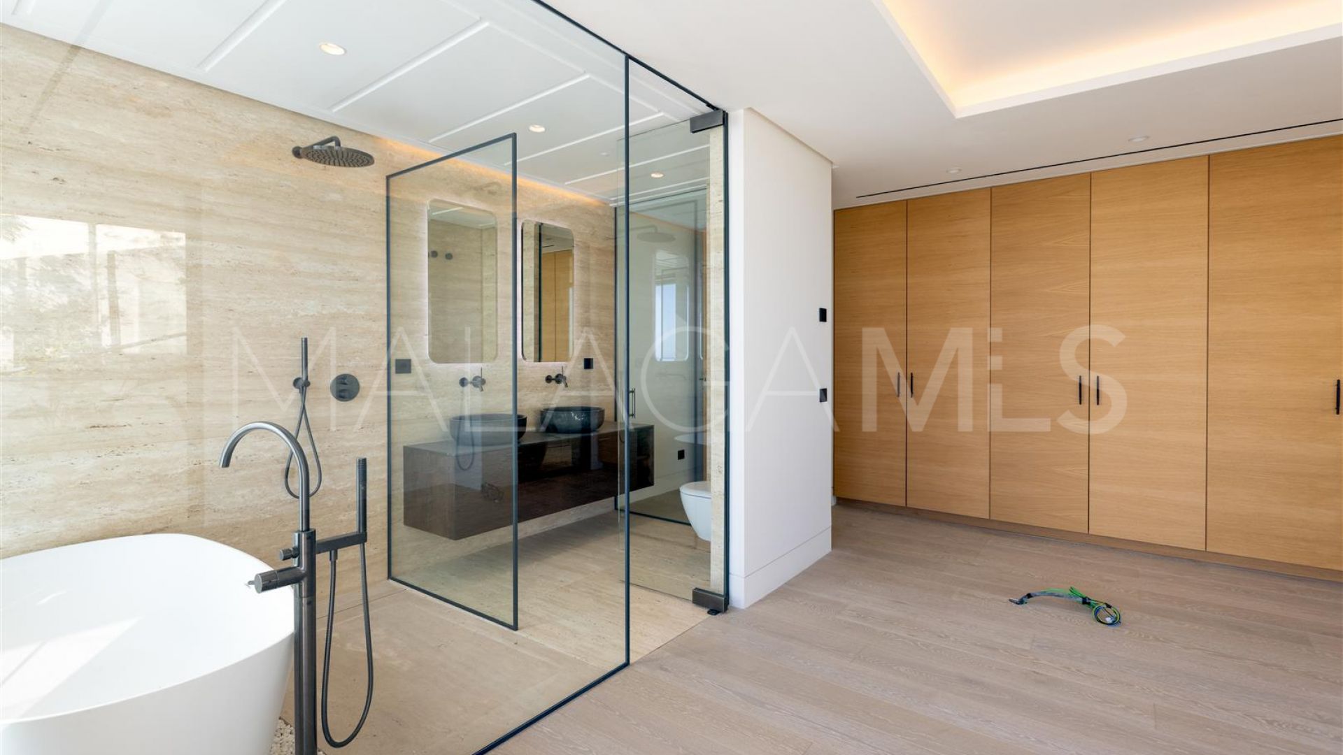 Apartment for sale in Estepona