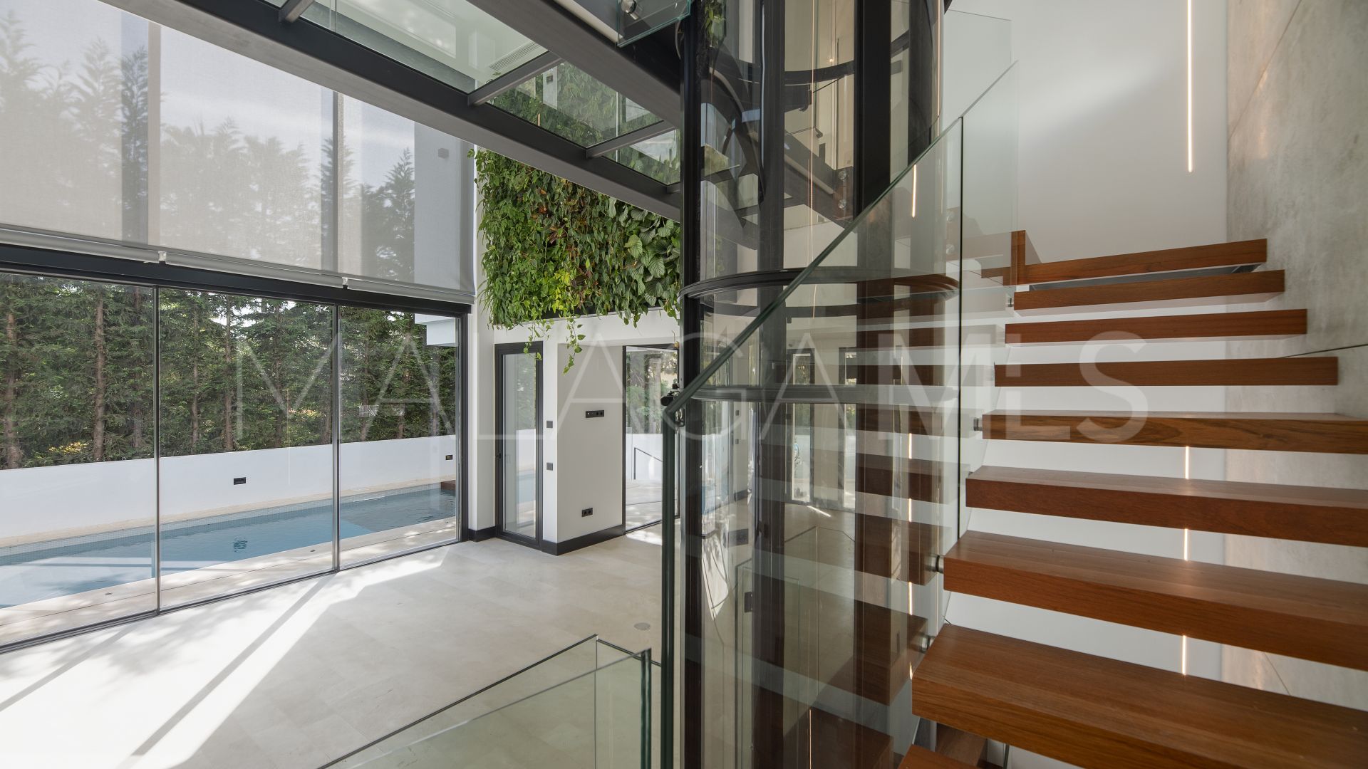 Villa for sale in Marbella Goldene Meile