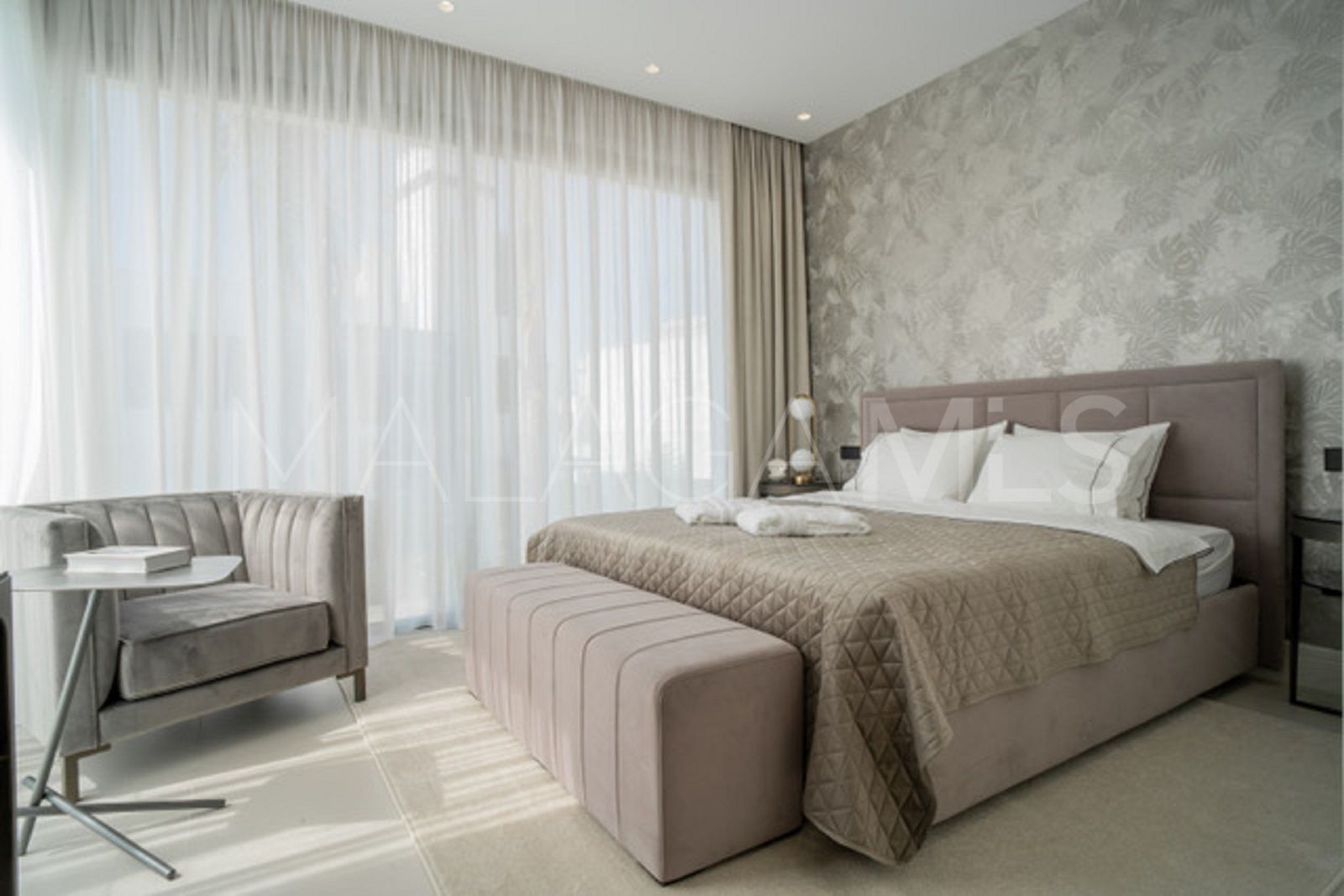 Villa for sale in Marbella Golden Mile