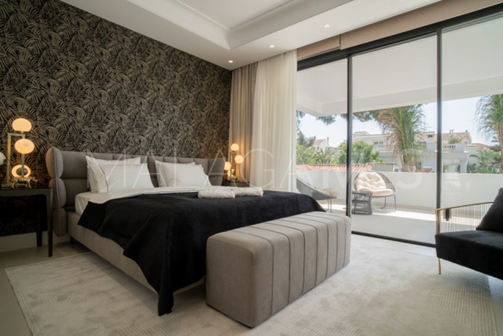Villa for sale in Marbella Golden Mile