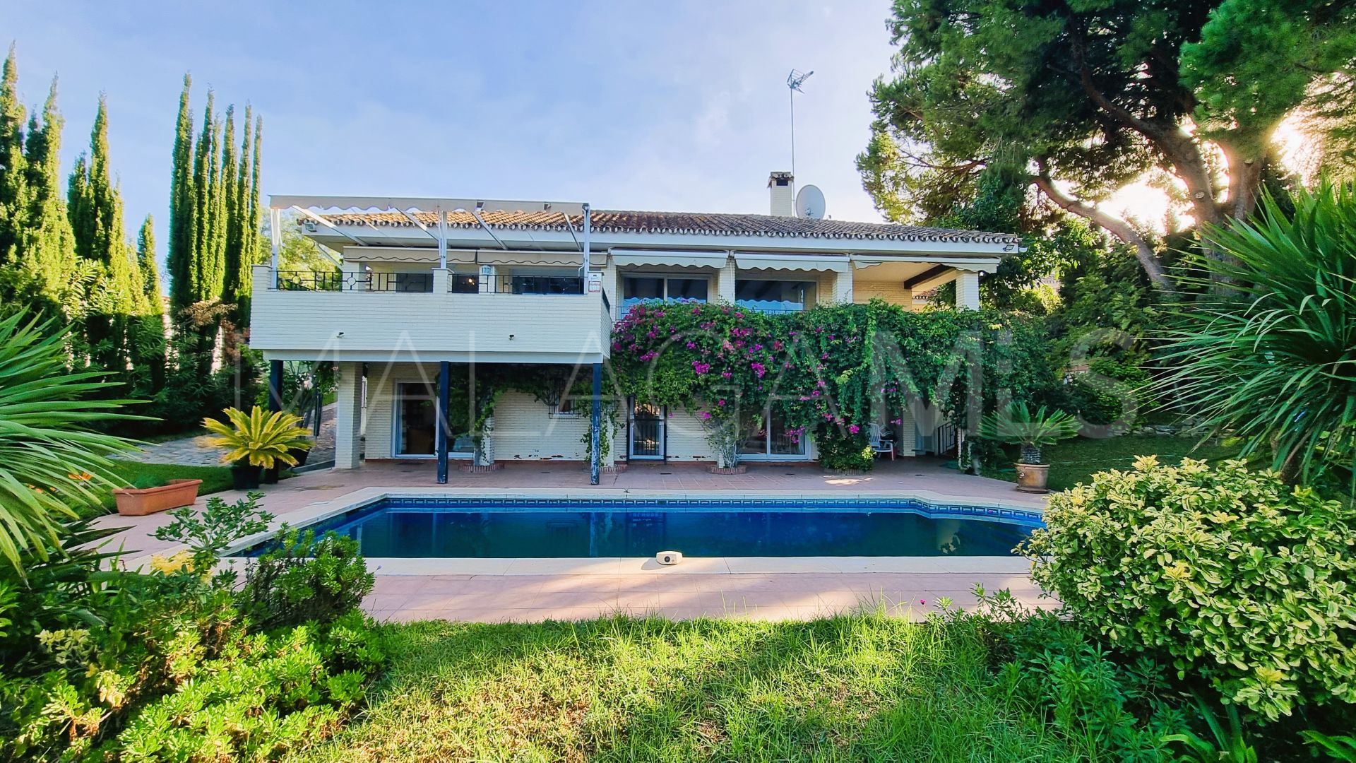 Villa for sale in Guadalmina Alta