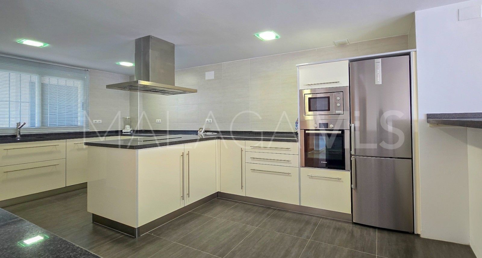 Buy Guadalmina Alta duplex penthouse with 3 bedrooms