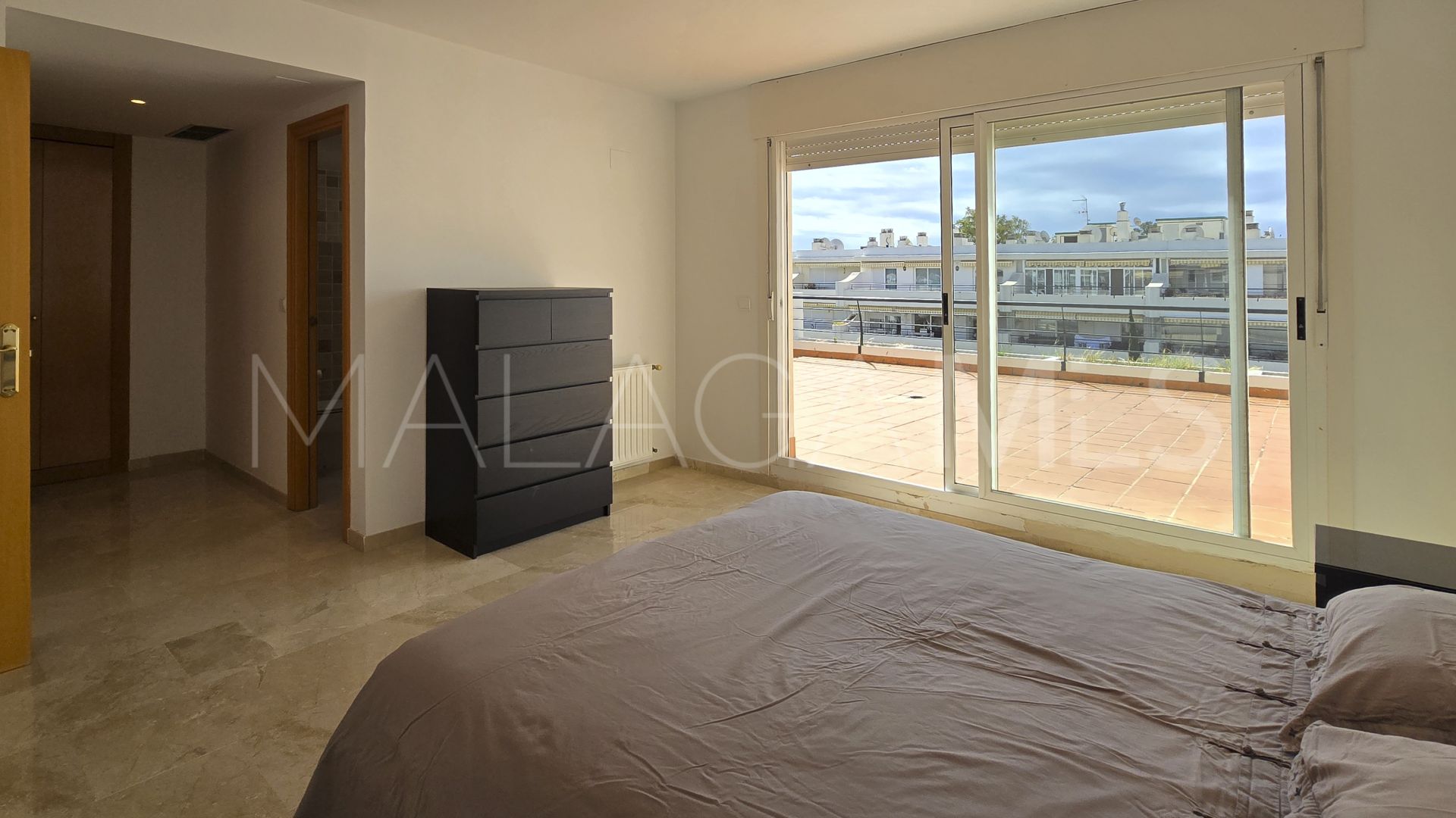 Buy Guadalmina Alta duplex penthouse with 3 bedrooms