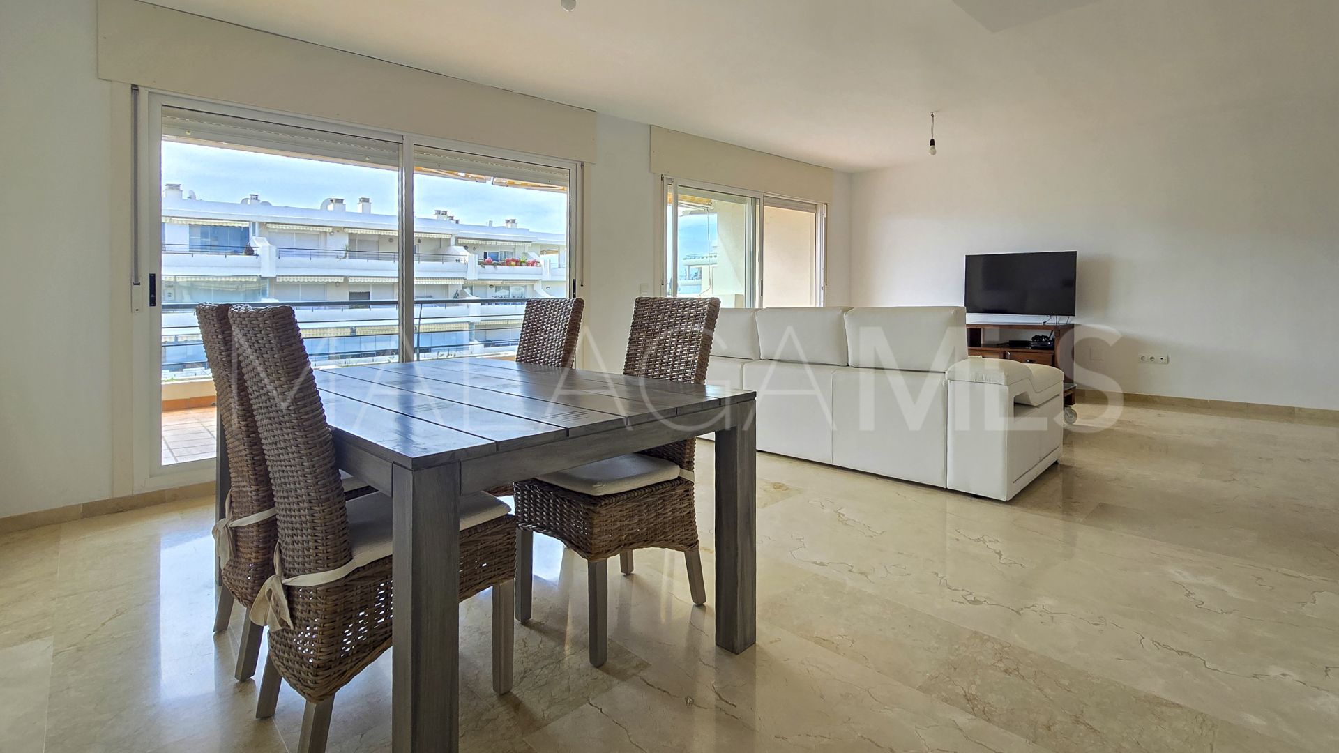 Buy Guadalmina Alta duplex penthouse with 3 bedrooms