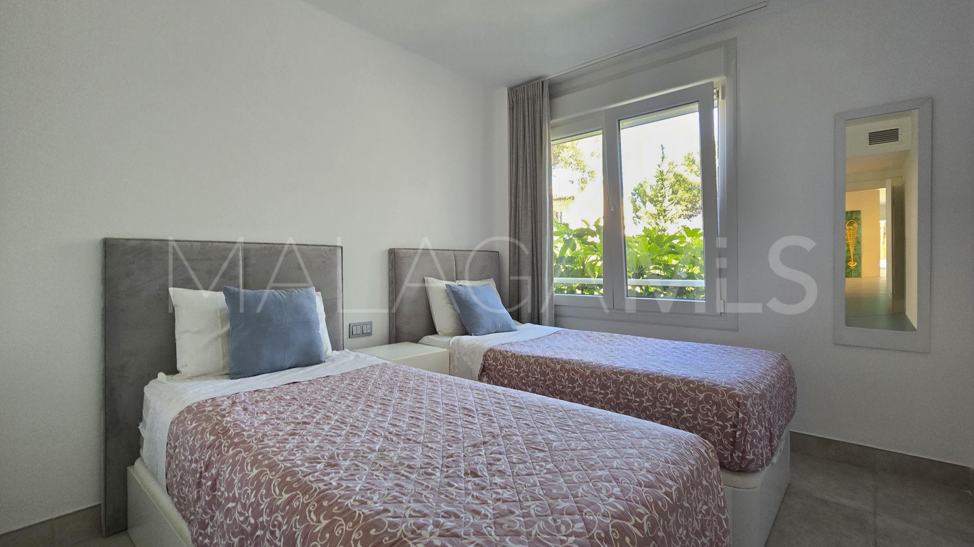 Markplanslägenhet for sale in Los Granados Playa