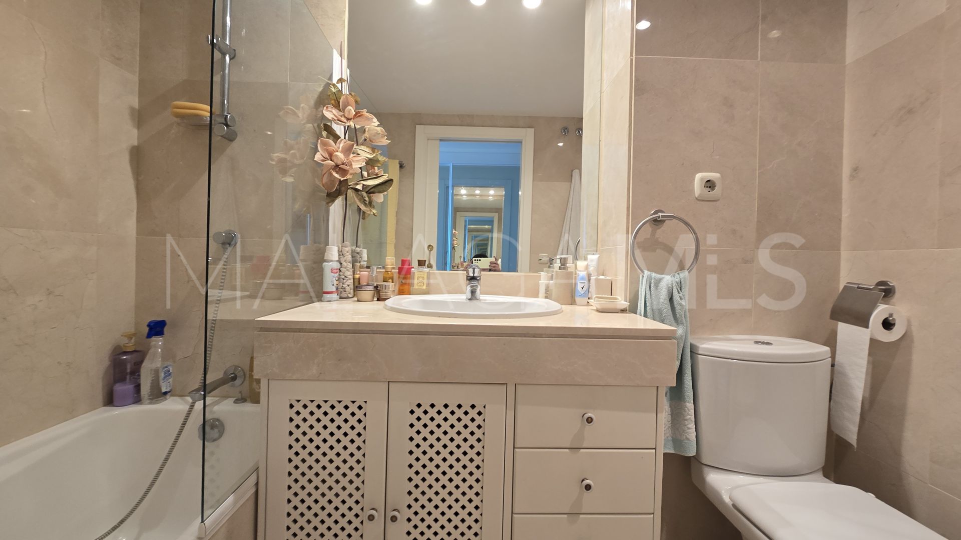 Apartamento a la venta in Los Granados Playa de 3 bedrooms