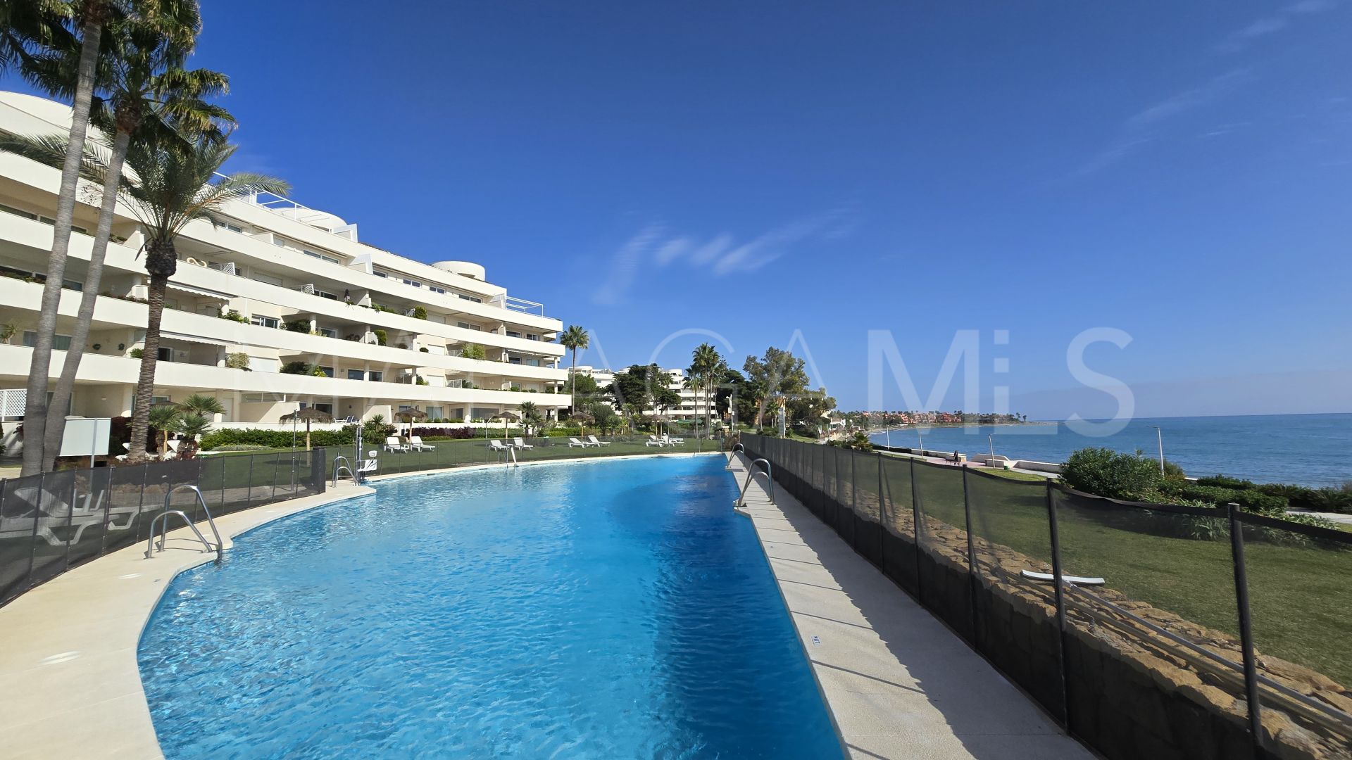 Apartamento a la venta in Los Granados Playa de 3 bedrooms