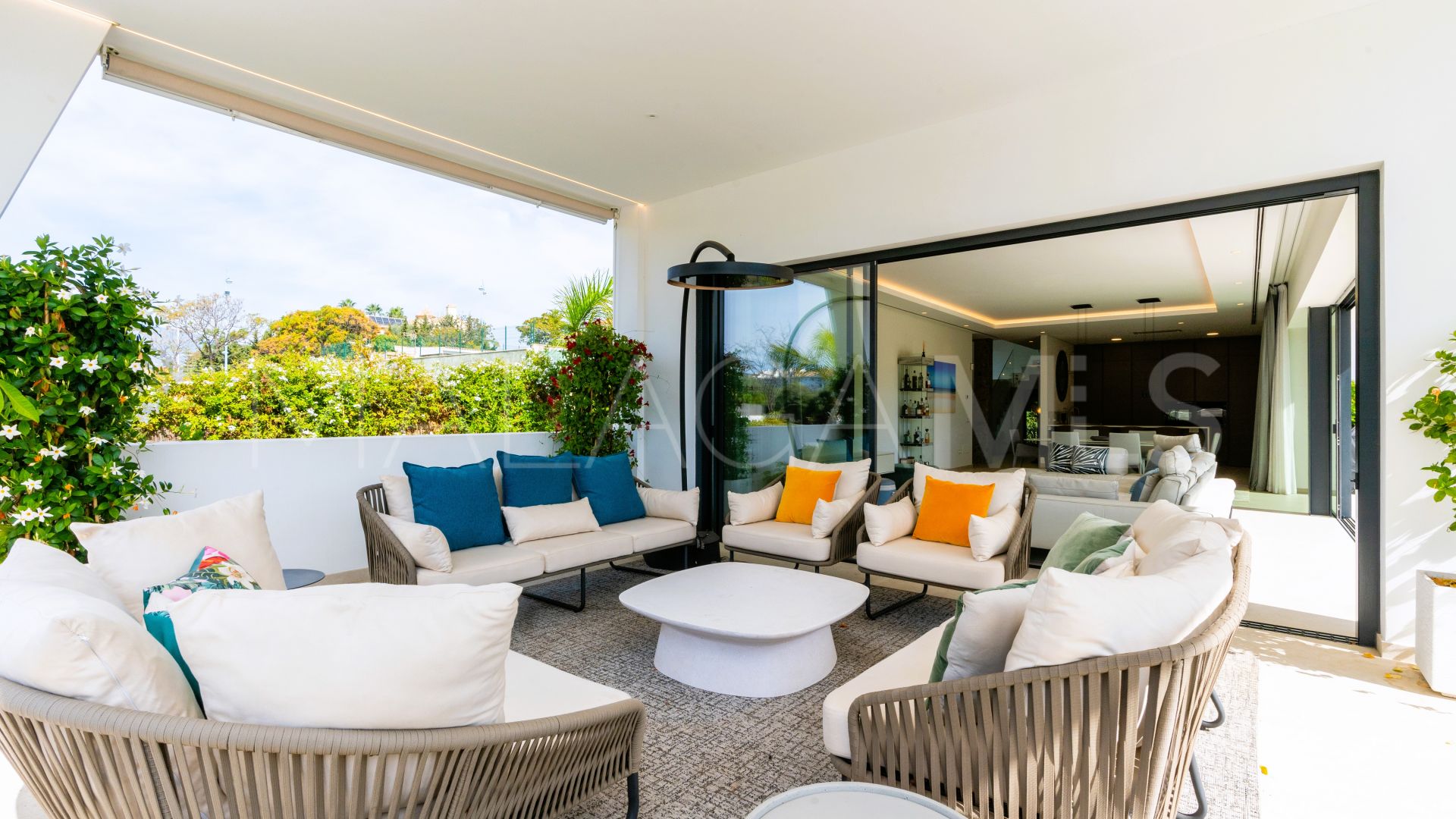 Villa for sale in Linda Vista Baja