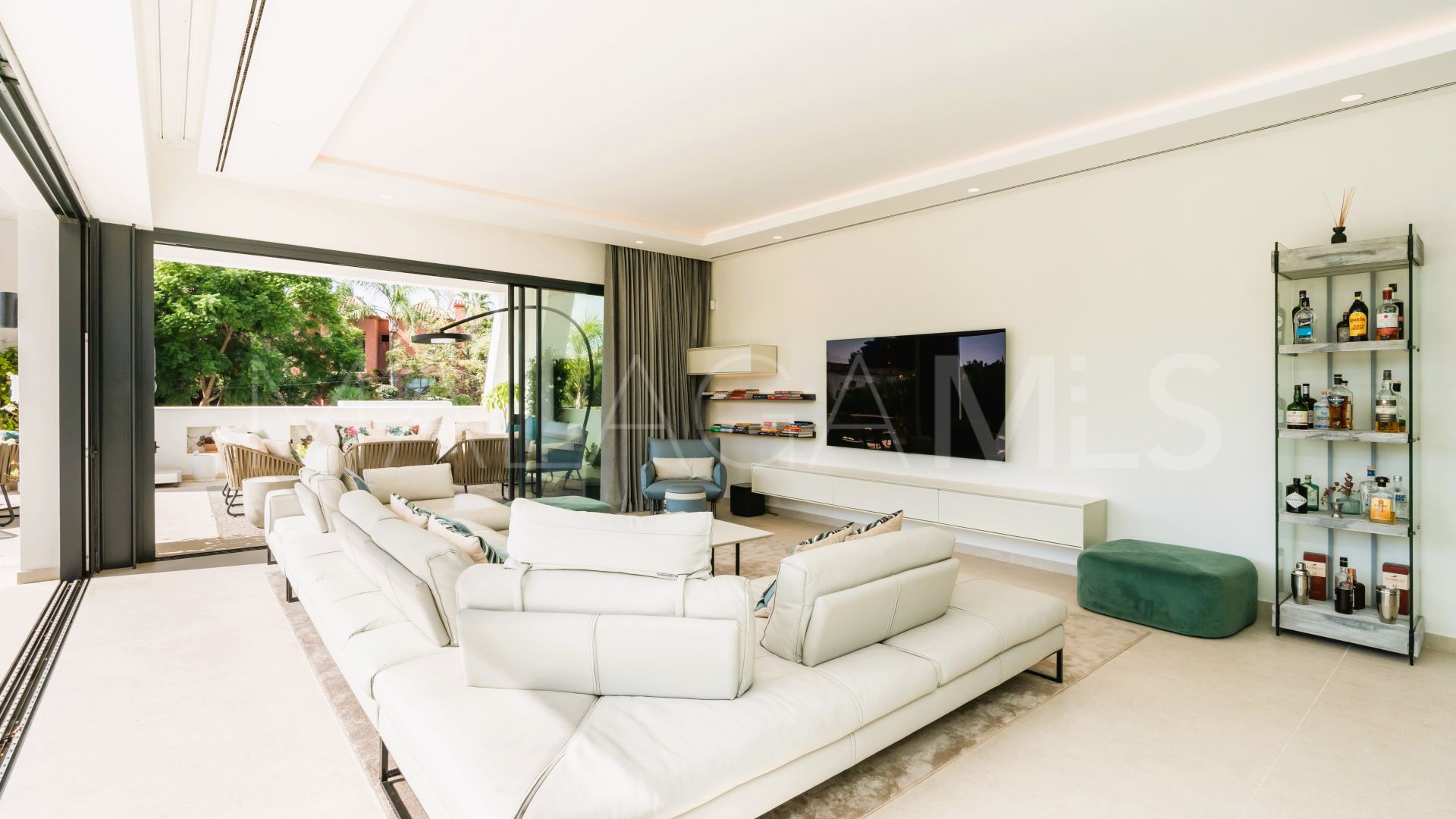 Villa for sale in Linda Vista Baja