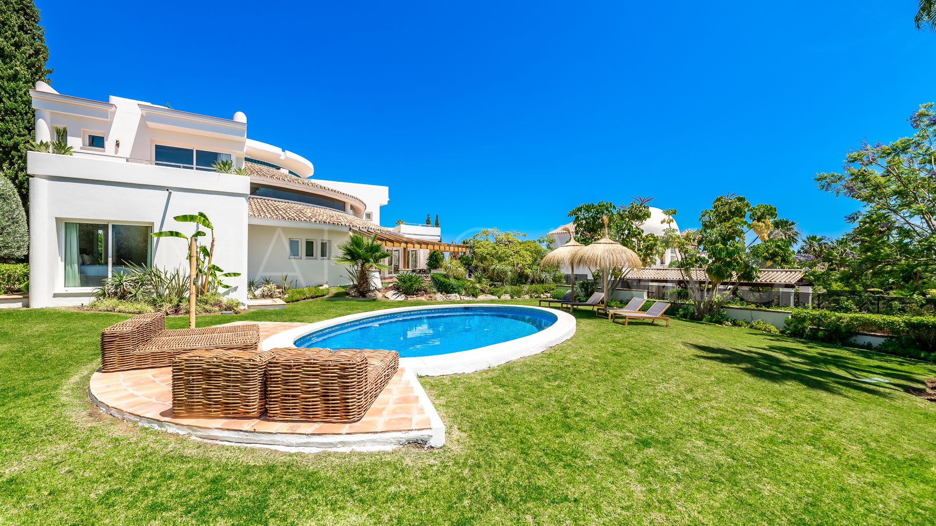 Villa for sale in Los Flamingos Golf