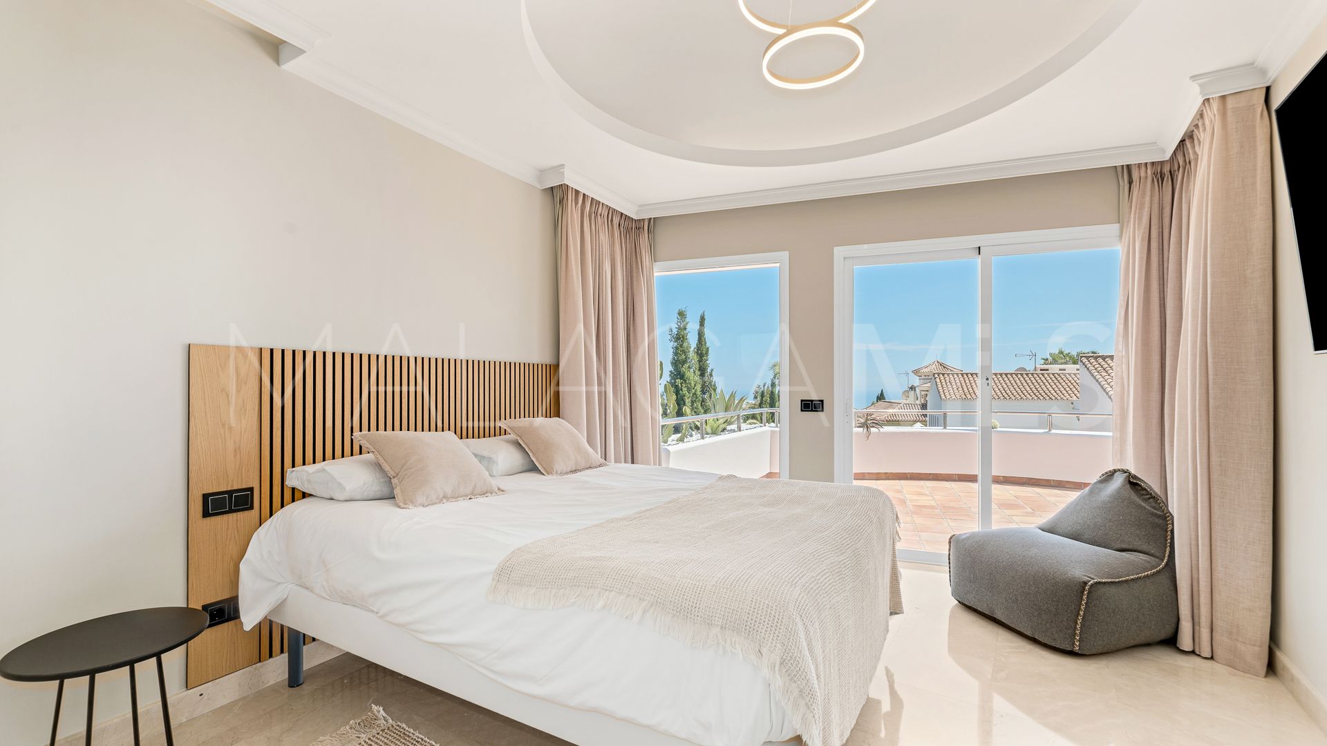 Villa for sale in Los Flamingos Golf