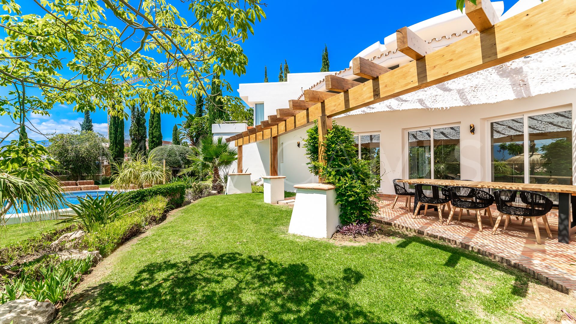 Villa for sale in Los Flamingos Golf