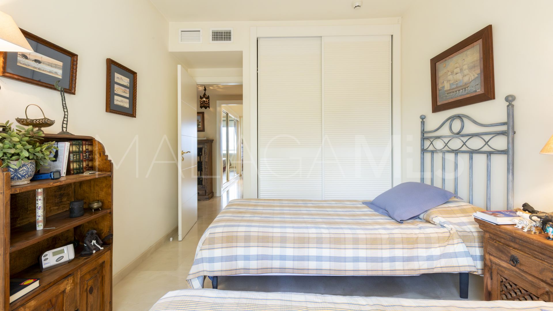 For sale Los Granados Playa apartment with 3 bedrooms