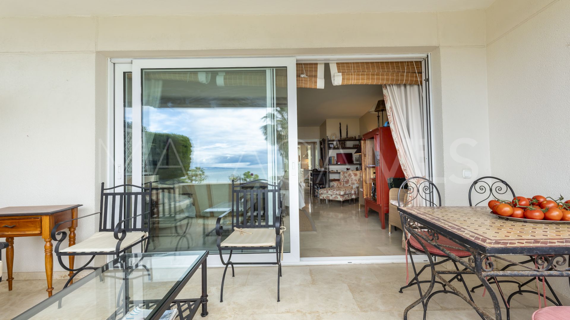 For sale Los Granados Playa apartment with 3 bedrooms