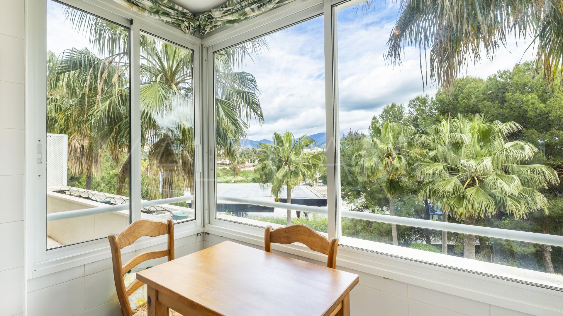 For sale Los Granados Playa apartment with 3 bedrooms