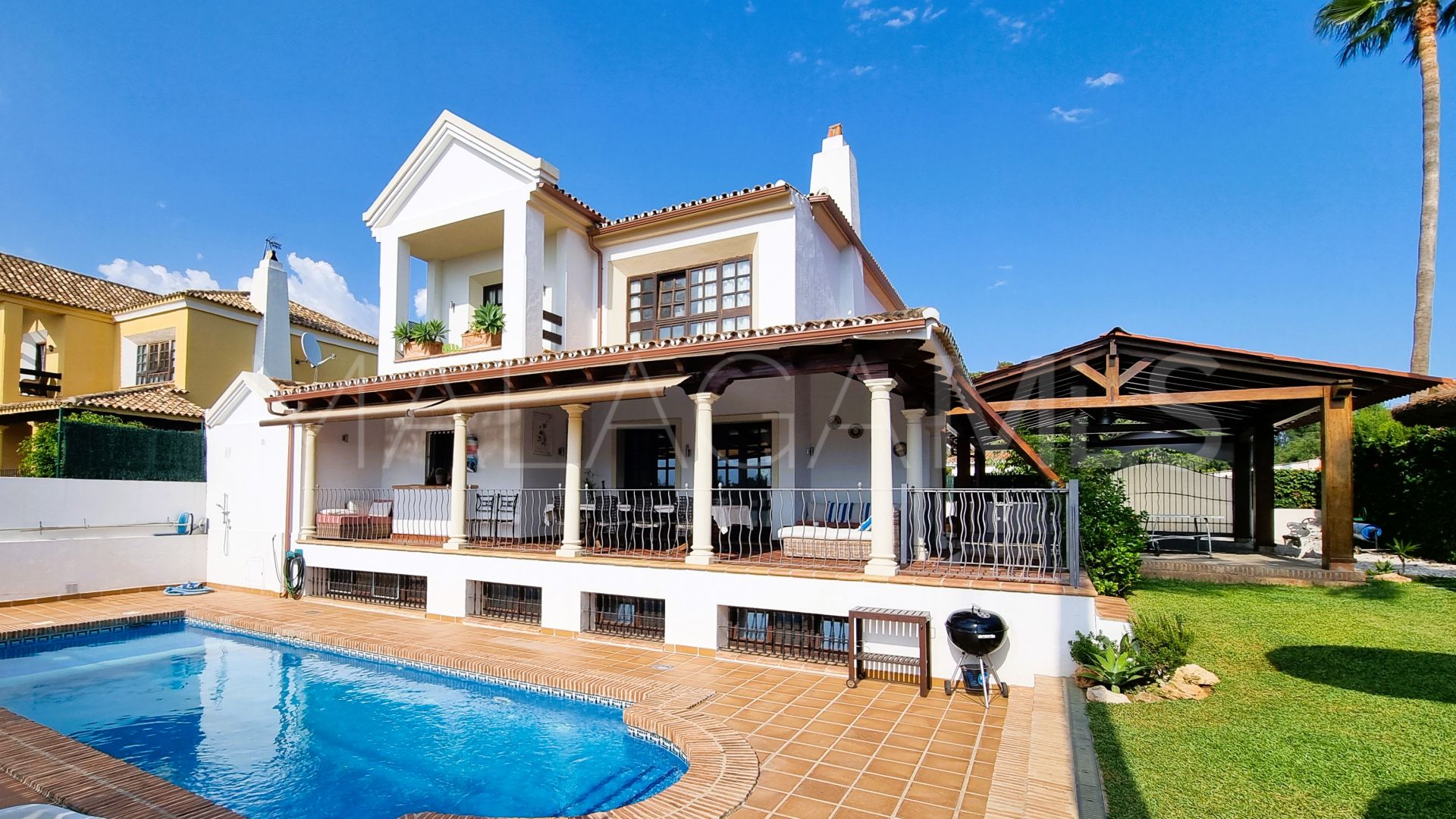 For sale villa in Linda Vista Baja with 6 bedrooms