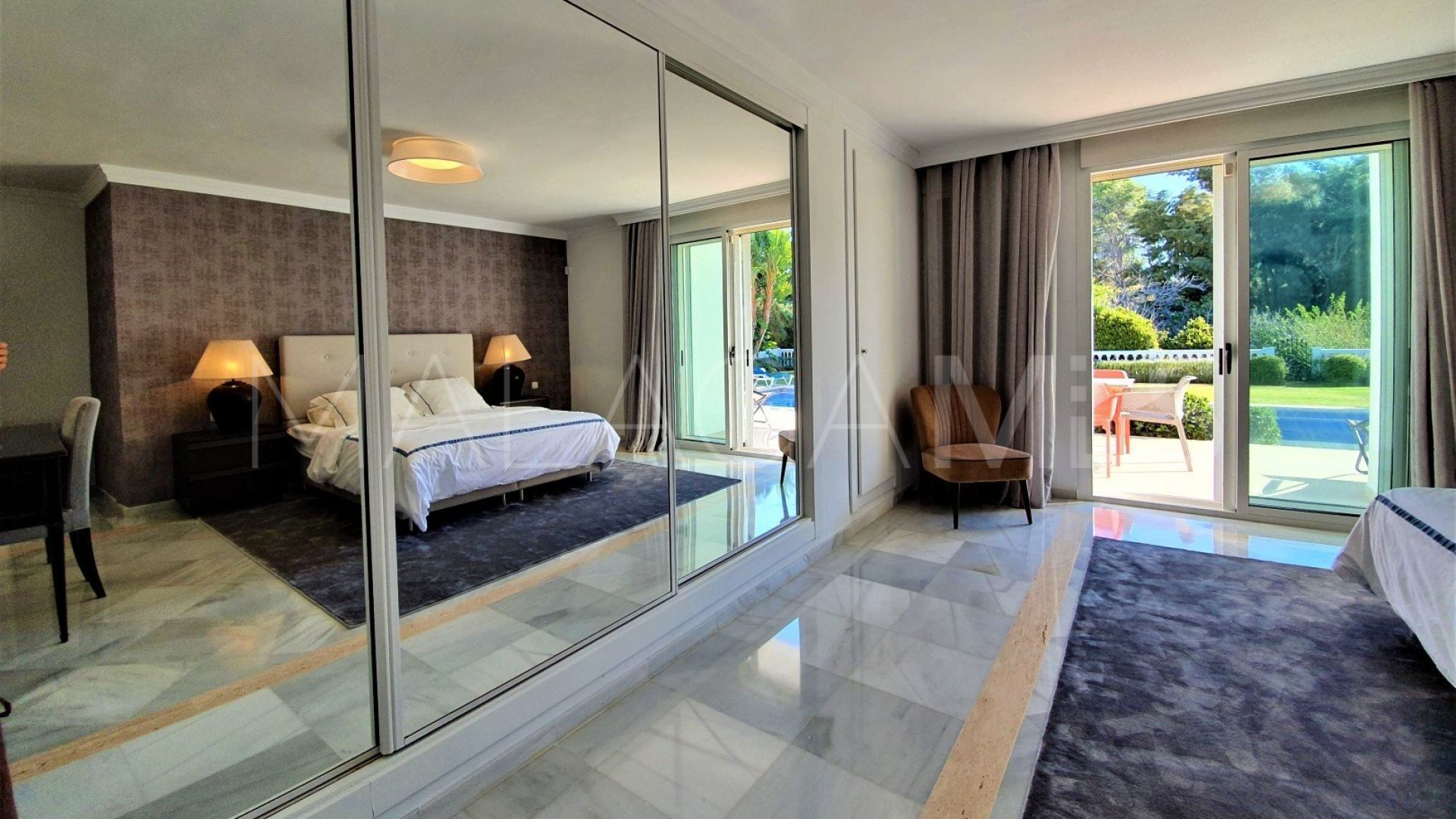 Villa for sale in Guadalmina Alta