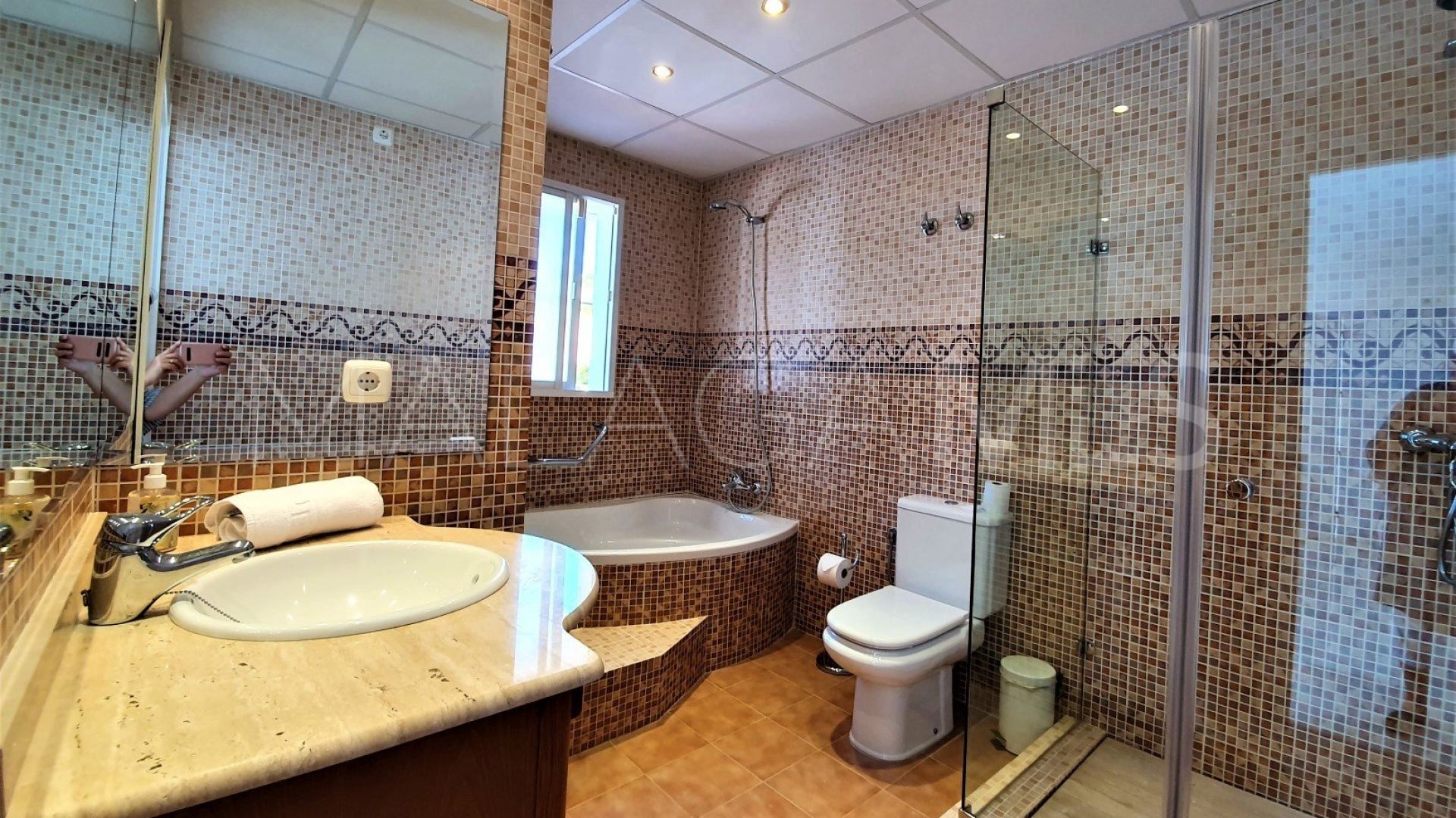 Villa for sale in Guadalmina Alta