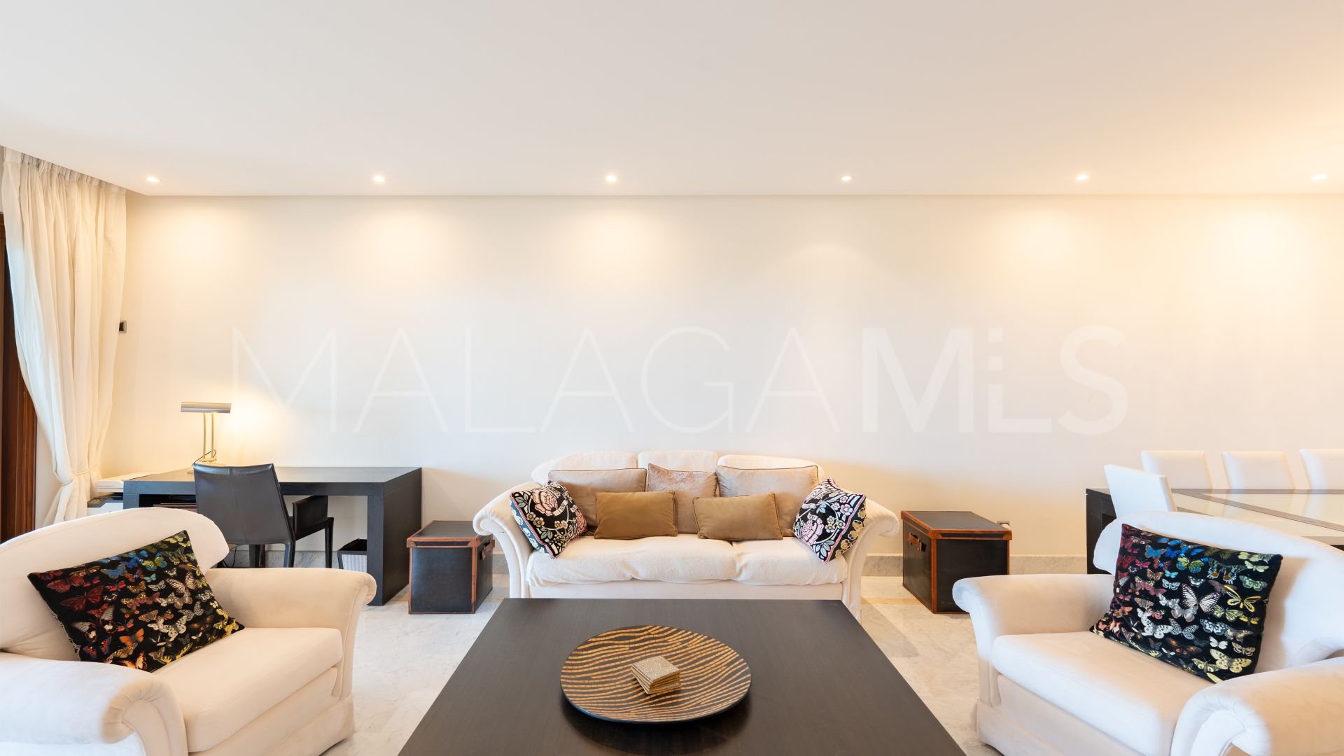 Appartement rez de chaussée for sale in Los Monteros Playa