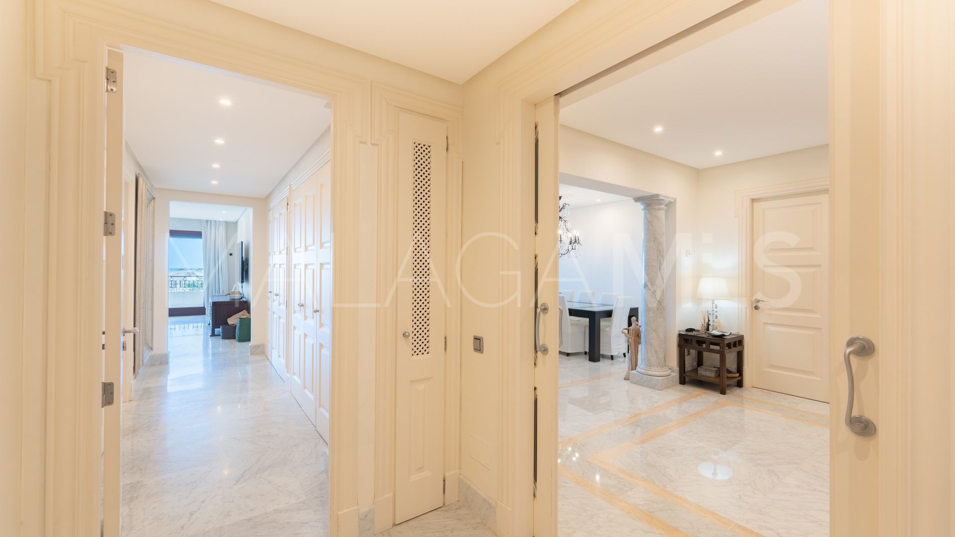 Appartement rez de chaussée for sale in Los Monteros Playa