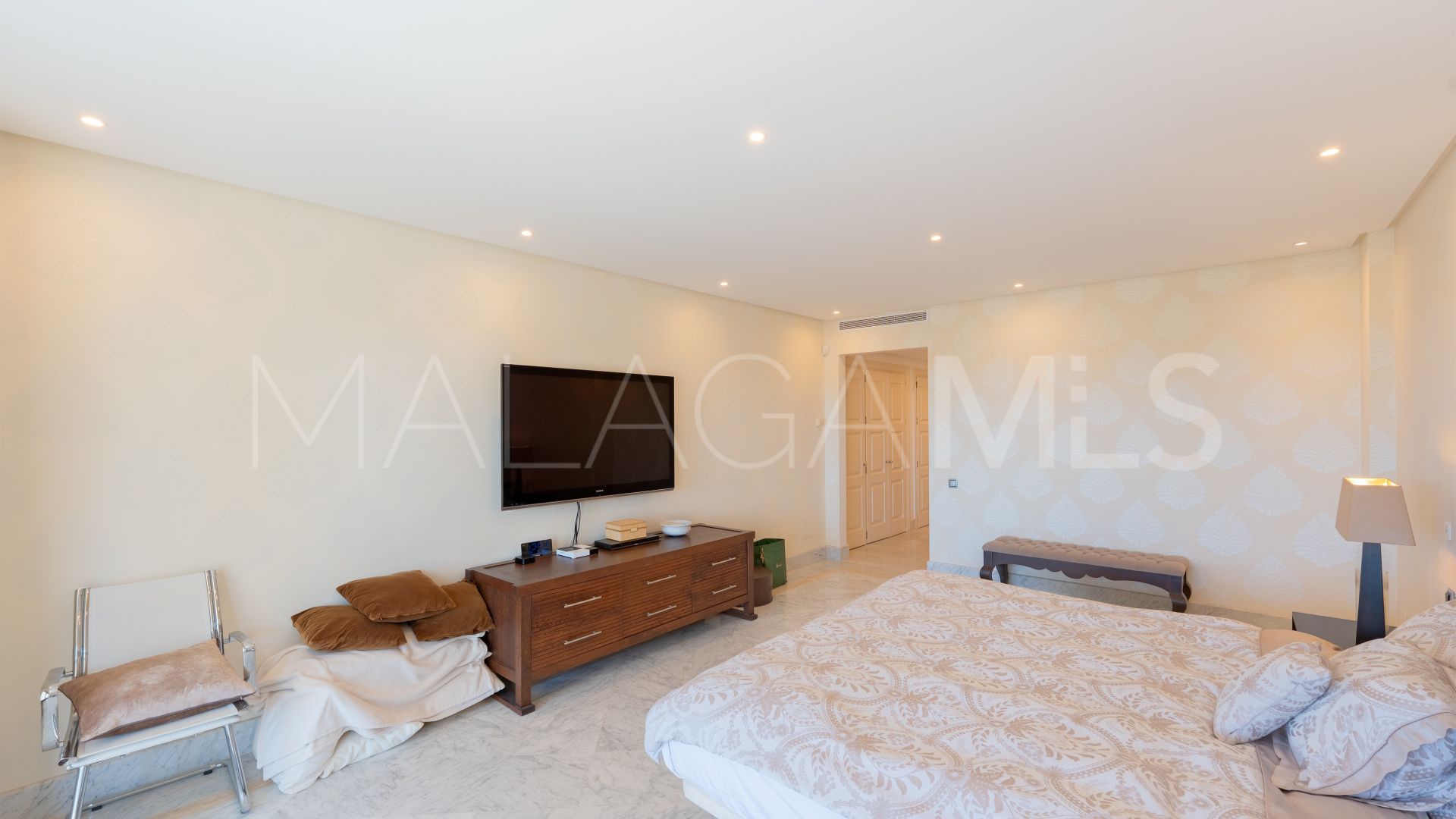Appartement rez de chaussée for sale in Los Monteros Playa
